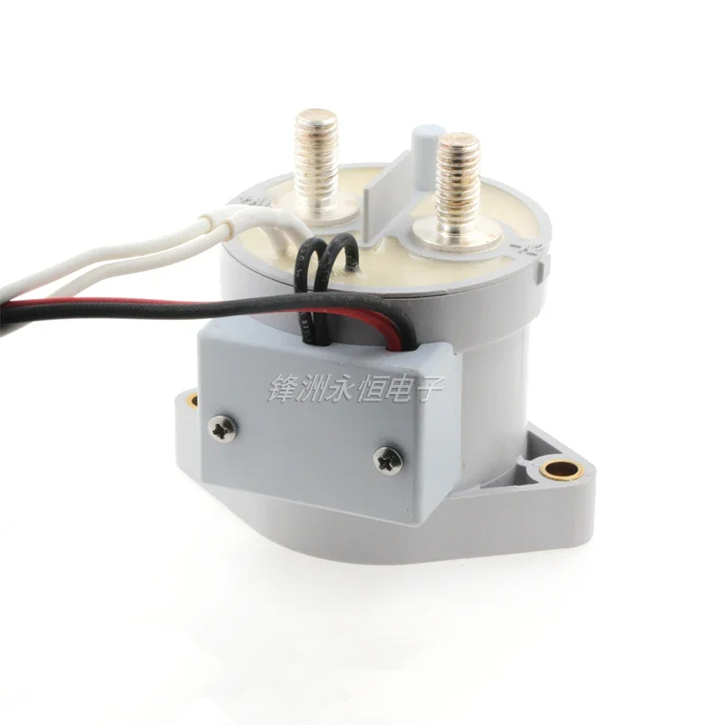 EV200HAANA 1-1618002-8 12-24V  - مراجعة Renewable Energy Engineering وسعره